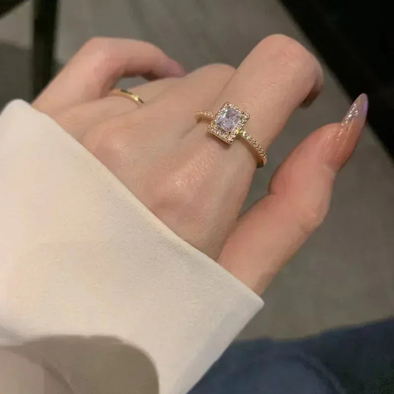 Moissanite